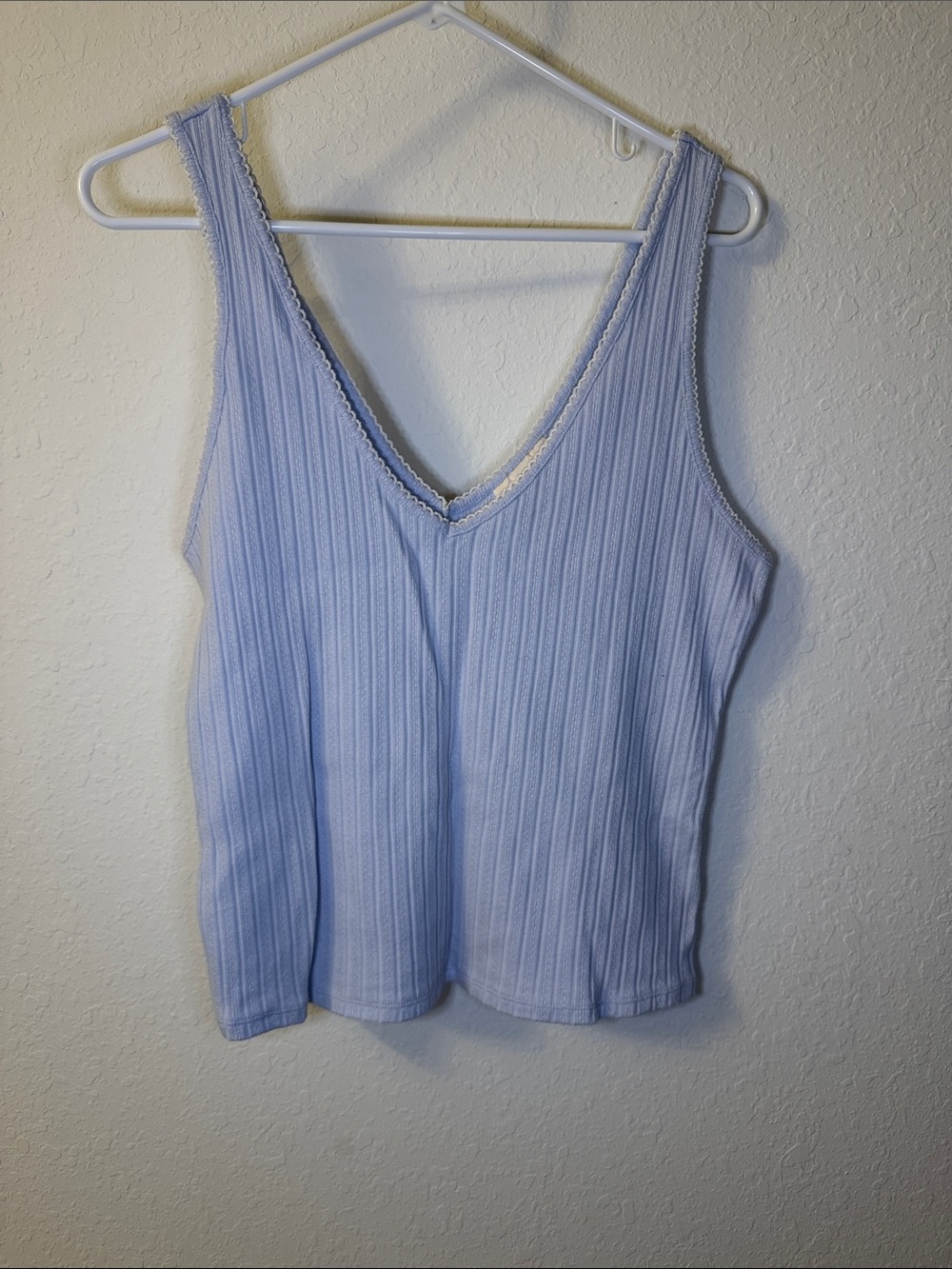 Universal Thread Pale Blue Ribbed V-Neck Tank